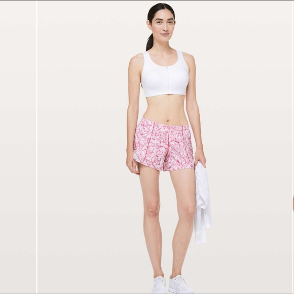 lululemon athletica Pants - Lululemon Pink Floral Bloom Hotty Hot Short II Lined Shorts Size 6 Tall